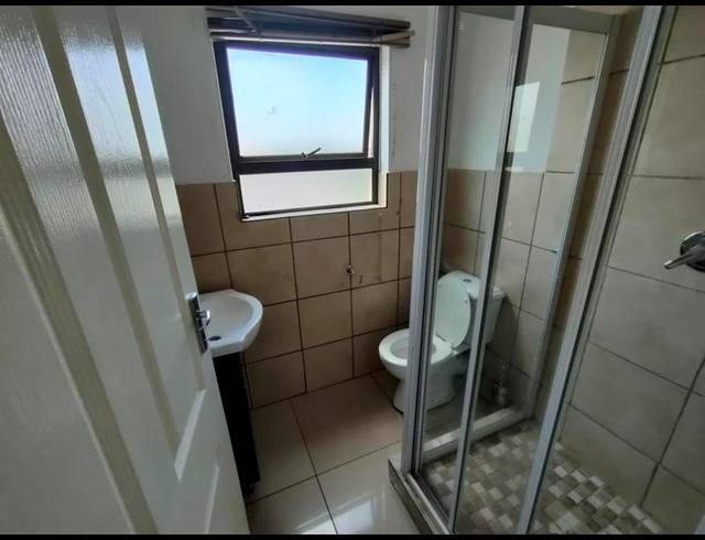 2 BEDROOM PROPERTY TO RENT IN THATCHFIELD